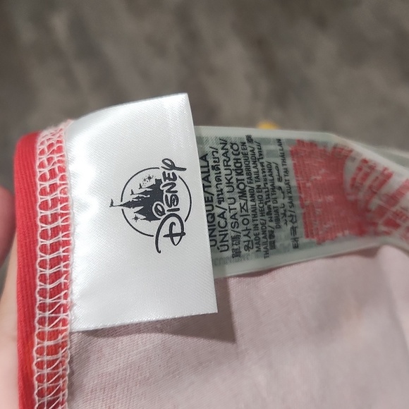 Disney Christmas Kids Apron NWT - Picture 4 of 4